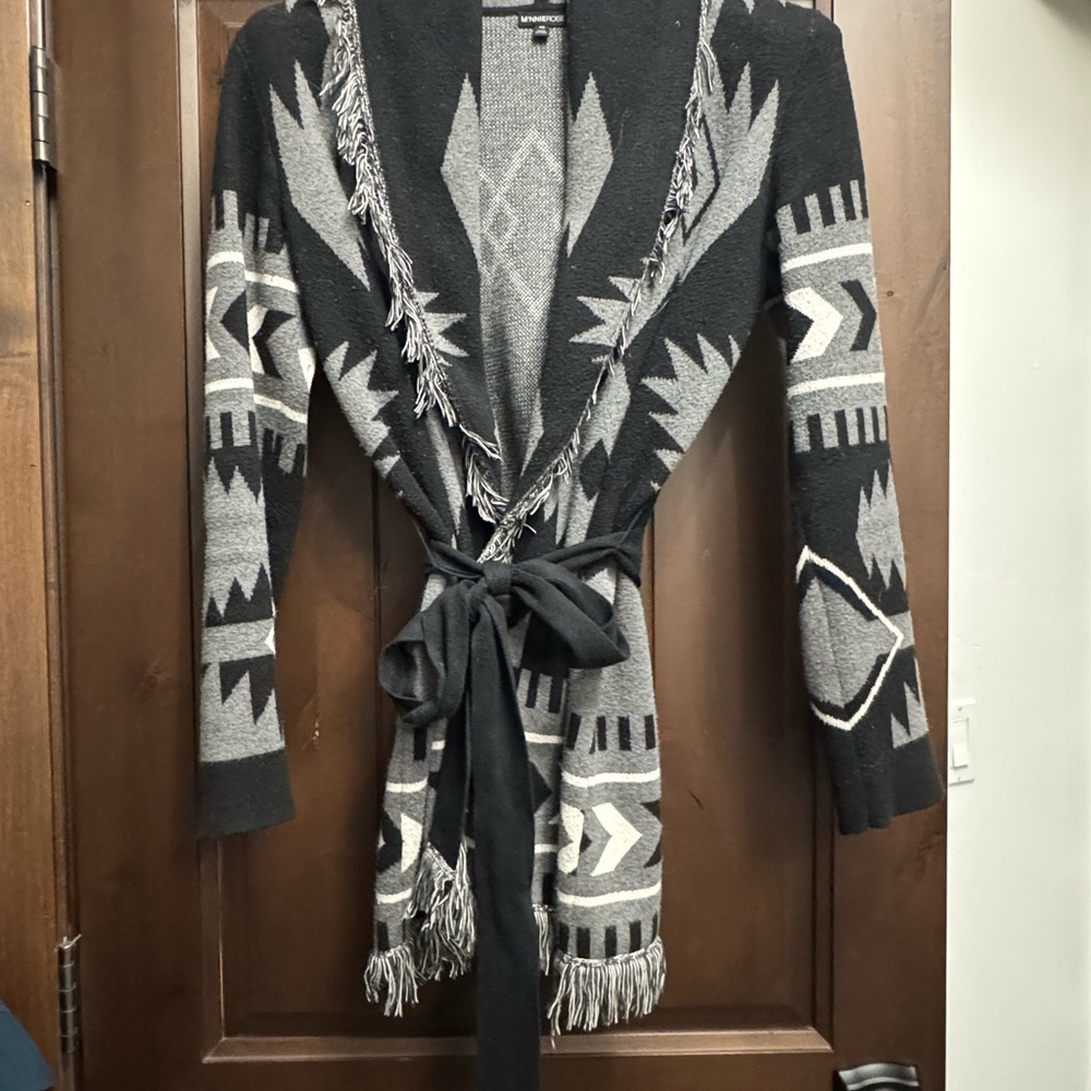 Minnie Rose Black and Gray Geometric Cardigan